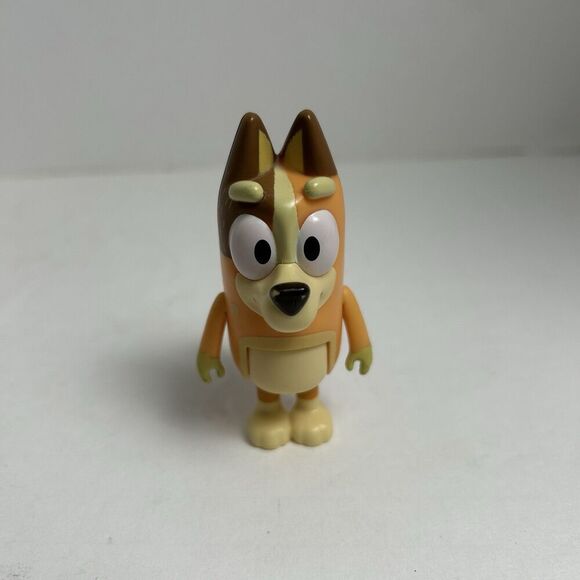 Bluey Chilli Mom Figure Chilly Mum Dog Family Blue - Picture 1 of 6